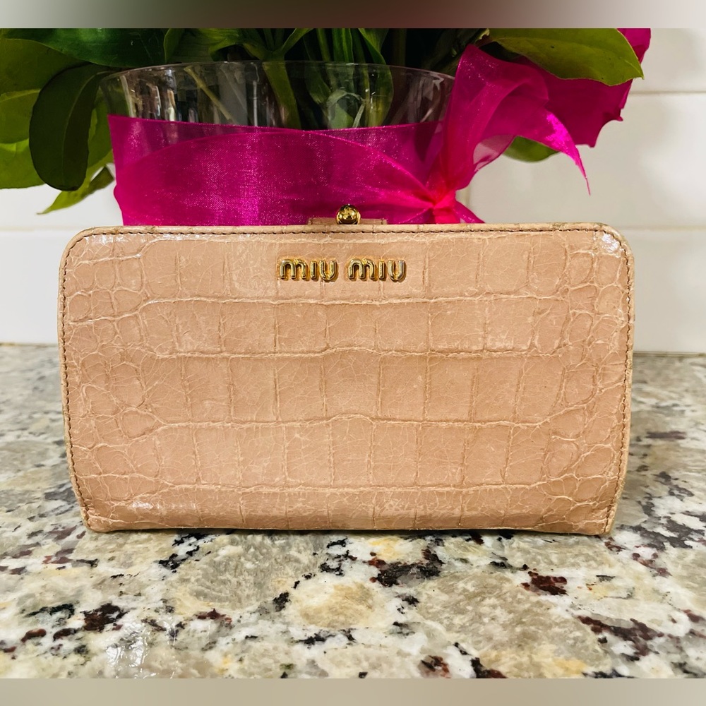 MIU MIU Alligator Style Large Wallet 💯AUTHENTIC